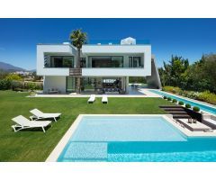 Villa en Venta en Marbella, Málaga