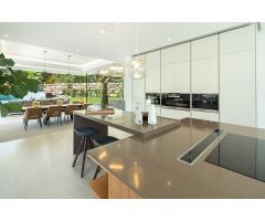 Villa en Venta en Marbella, Málaga