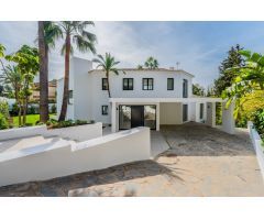 Villa en Venta en Estepona, Málaga