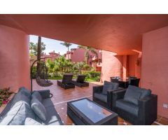 Apartamento en Venta en Estepona, Málaga