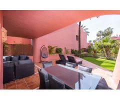Apartamento en Venta en Estepona, Málaga