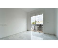 Casa de Pueblo en Venta en Estepona, Málaga