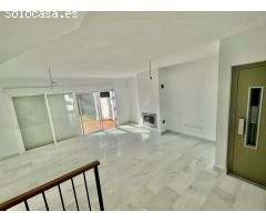 Casa de Pueblo en Venta en Estepona, Málaga