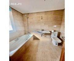 Casa de Pueblo en Venta en Estepona, Málaga