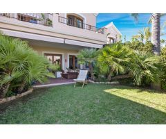 Casa de Pueblo en Venta en Estepona, Málaga