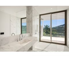 Villa en Venta en Casares, Málaga