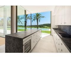 Villa en Venta en Casares, Málaga