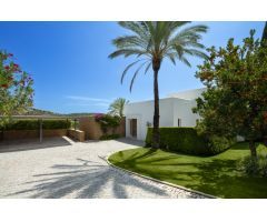 Villa en Venta en Casares, Málaga