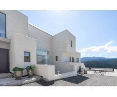 Villa en Venta en Coristanco, Málaga