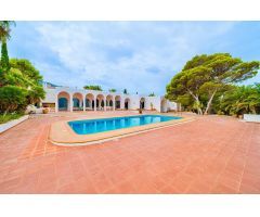 Chalet en Venta en Alfaz del Pí / LAlfàs Del Pi, Alicante