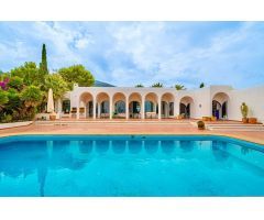 Chalet en Venta en Alfaz del Pí / LAlfàs Del Pi, Alicante