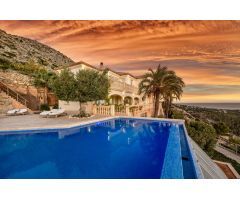 Chalet en Venta en Altea la Vella, Alicante