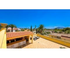 Chalet en Venta en Alfaz del Pí / LAlfàs Del Pi, Alicante