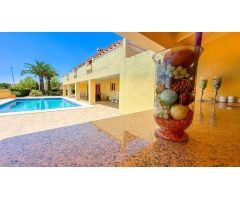 Chalet en Venta en Alfaz del Pí / LAlfàs Del Pi, Alicante