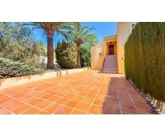 Chalet en Venta en Alfaz del Pí / LAlfàs Del Pi, Alicante