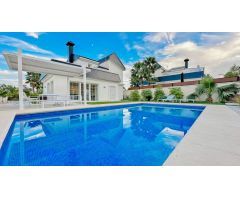 Chalet en Venta en Polop de la Marina, Alicante