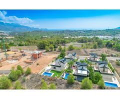 Chalet en Venta en Polop de la Marina, Alicante