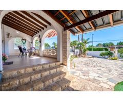 Chalet en Venta en Alfaz del Pí / LAlfàs Del Pi, Alicante