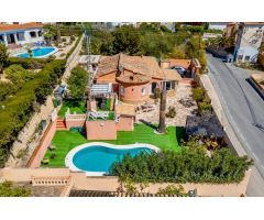 Chalet en Venta en Calpe / Calp, Alicante