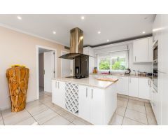 Chalet en Venta en Alfaz del Pí / LAlfàs Del Pi, Alicante