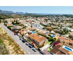 Chalet en Venta en Alfaz del Pí / LAlfàs Del Pi, Alicante