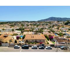 Chalet en Venta en Alfaz del Pí / LAlfàs Del Pi, Alicante