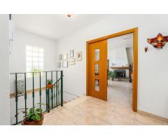 Chalet en Venta en la Nucia, Alicante