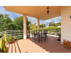 Chalet en Venta en la Nucia, Alicante