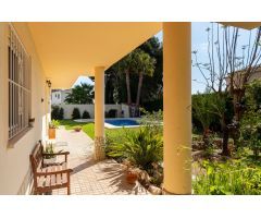 Chalet en Venta en la Nucia, Alicante