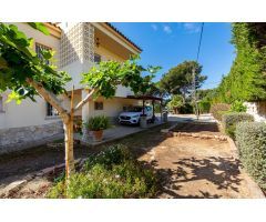 Chalet en Venta en la Nucia, Alicante