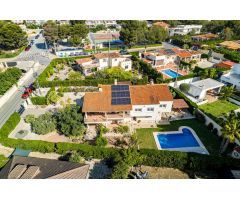Chalet en Venta en la Nucia, Alicante