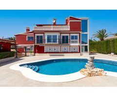 Chalet en Venta en Alfaz del Pí / LAlfàs Del Pi, Alicante