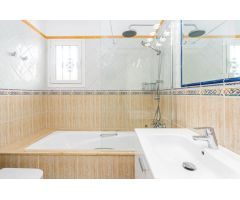 Chalet en Venta en Alfaz del Pí / LAlfàs Del Pi, Alicante