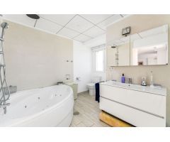Chalet en Venta en Alfaz del Pí / LAlfàs Del Pi, Alicante