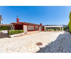 Chalet en Venta en Alfaz del Pí / LAlfàs Del Pi, Alicante