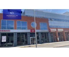 Se vende o alquila local totalmente diafano en Zona Franca