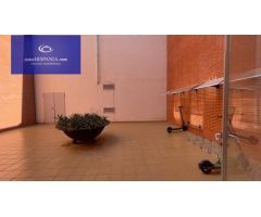 Se vende o alquila local totalmente diafano en Zona Franca