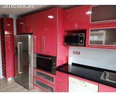 Estupendo piso de 3 habitaciones junto al Ayuntamiento