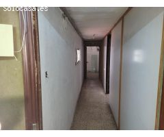 ¡Oportunidad de Inversión Única! Local Comercial en Venta con Gran Potencial de Transformación