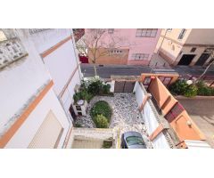 CHALET EN LA LAGUNA. PARCELA DE 280M2