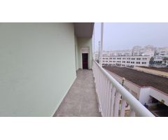 MAGNIFICO PISO CON GRAN TERRAZA, TRES DORMITORIOS, ASCENSOR. ZONA ARGANTONIO