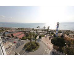 FRONTAL AL MAR  PISO  DE  CORTA TEMPORADA. 825 € /MES