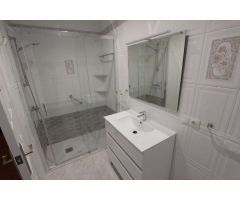 FRONTAL AL MAR  PISO  DE  CORTA TEMPORADA. 825 € /MES