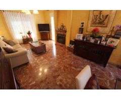 CHALET UNIFAMILIAR PAREADO  VIÑA MALAGA
