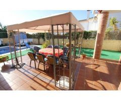 CHALET UNIFAMILIAR PAREADO  VIÑA MALAGA