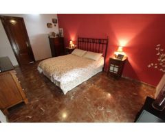CHALET UNIFAMILIAR PAREADO  VIÑA MALAGA