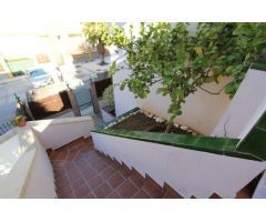 CHALET UNIFAMILIAR PAREADO  VIÑA MALAGA