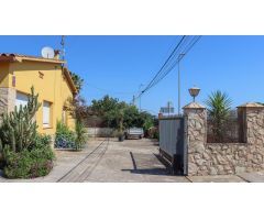 Chalet en Venta en Viladamat, Girona