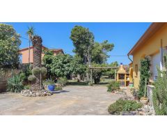 Chalet en Venta en Viladamat, Girona