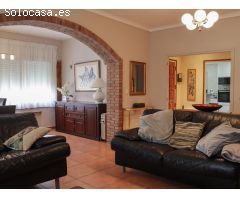 Chalet en Venta en Viladamat, Girona